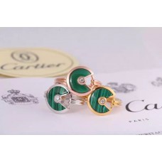 Amulette de Cartier malachit gyűrű gyémánttal sárgaaranyban, fehérarany és rozéarany