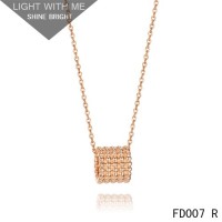 Van Cleef és Arpels Pink Gold Perlee Pendant 5 soros