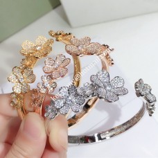 Van Cleef Arpels Frivole karkötő - 1, 7 virágos, sárgaarany/fehérarany/rozéarany gyémánttal