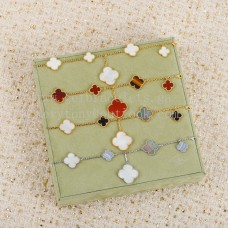 Van Cleef Arpels Magic Alhambra karkötő