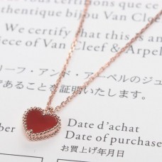 Van Cleef Arpels Sweet Alhambra szív medál rózsaszín arany karneol